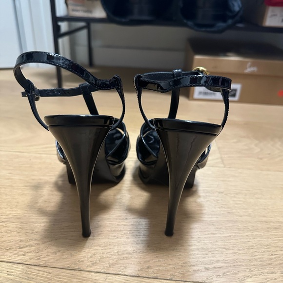 YSL Saint Laurent Tribute Black Patent Leather with Gold Chain link 38 - Picture 3 of 6
